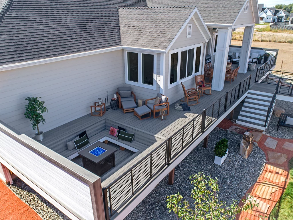 ¿Cómo limpiar y mantener la barandilla de la terraza?